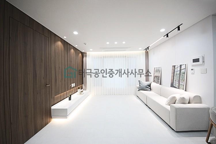 [16768]인테리어이쁘고 잘지은집 공원과 초중고 인접