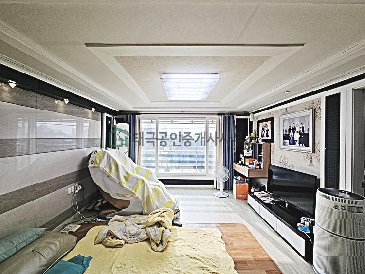 [16838]거실남향에 튀여있는 거실뷰 집사이즈대형 