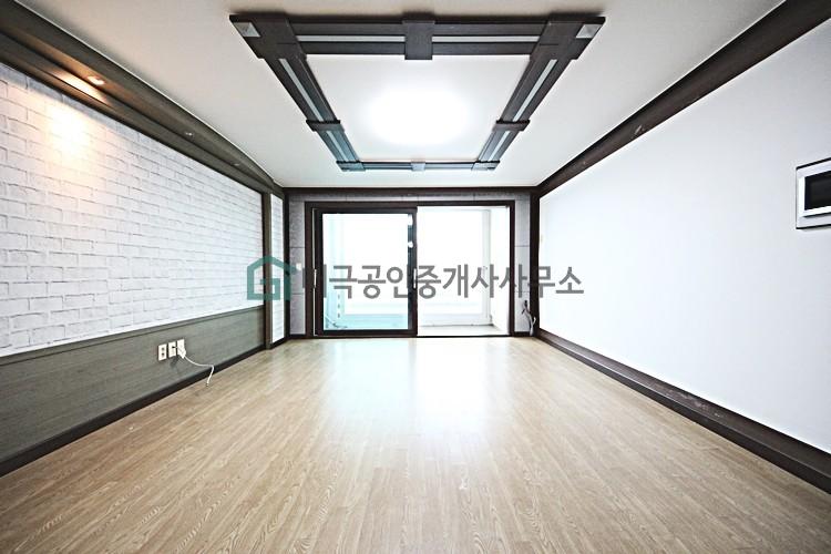 [16759]반월역7분거리 개인주차장 대형3룸빌라 3층매물